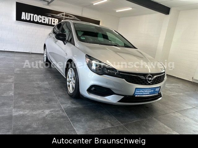 Opel Astra 2021