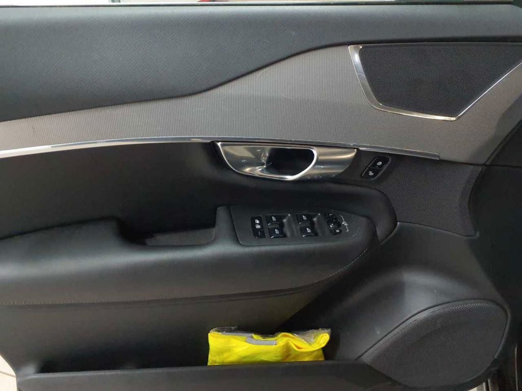 Volvo XC90 2022