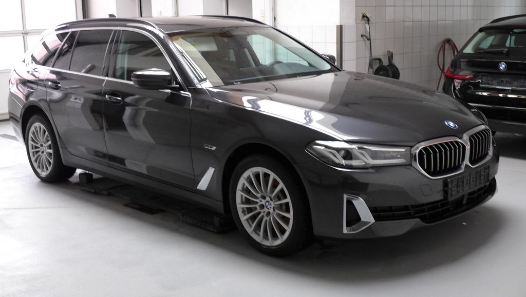 BMW 530 2022