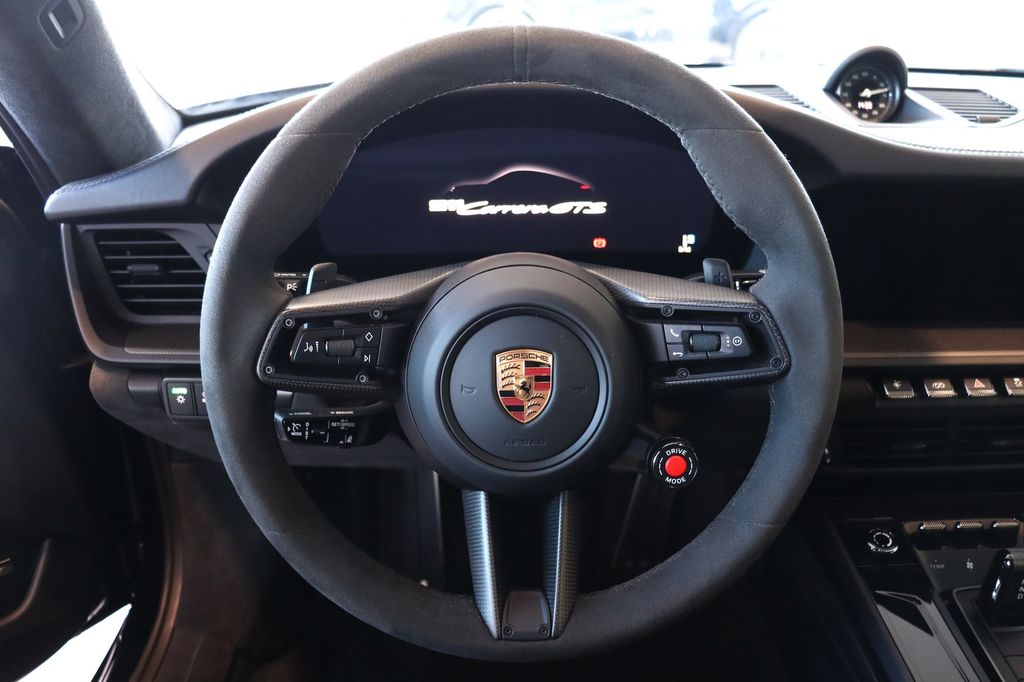 Porsche 992 2024