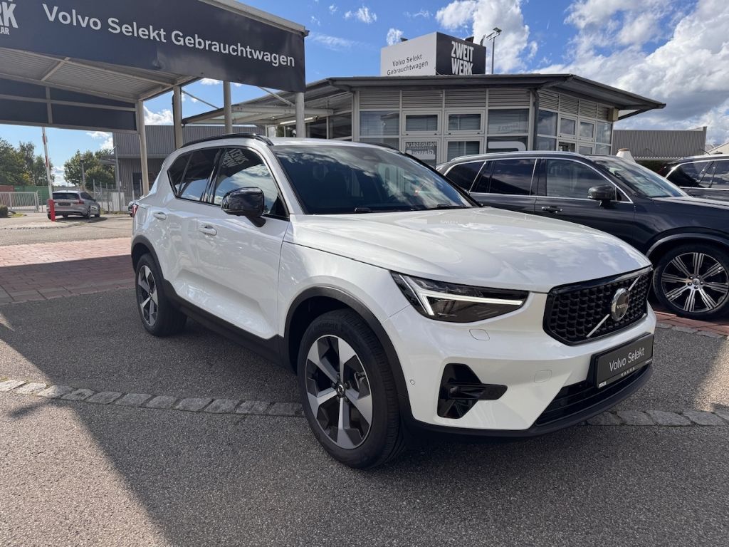Volvo XC40 2024