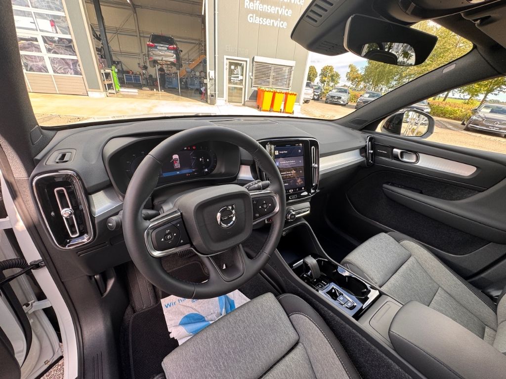 Volvo XC40 2024