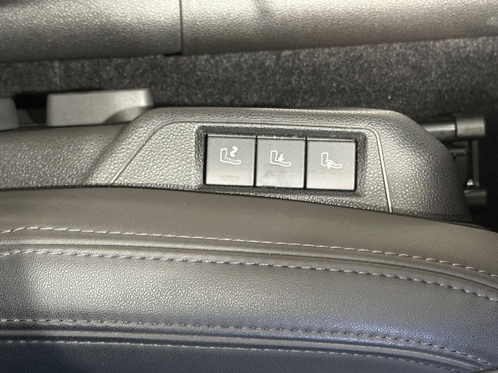 Alfa Romeo Junior 2025