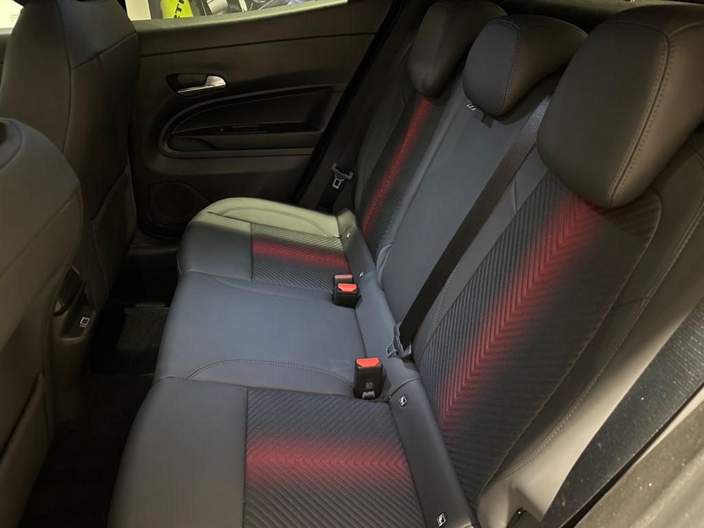 Alfa Romeo Junior 2025