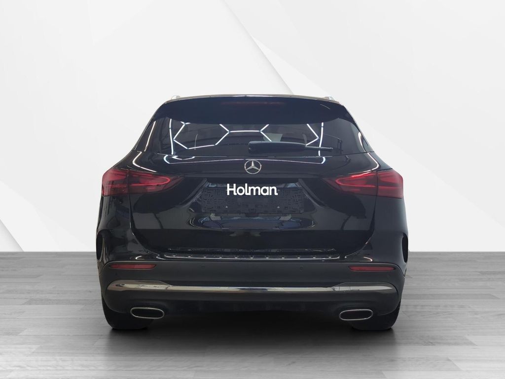 Mercedes-Benz GLA 200 2024