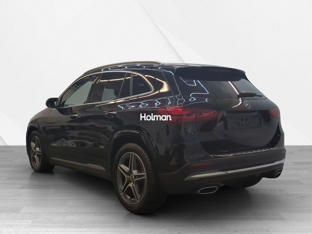 Mercedes-Benz GLA 200 2024