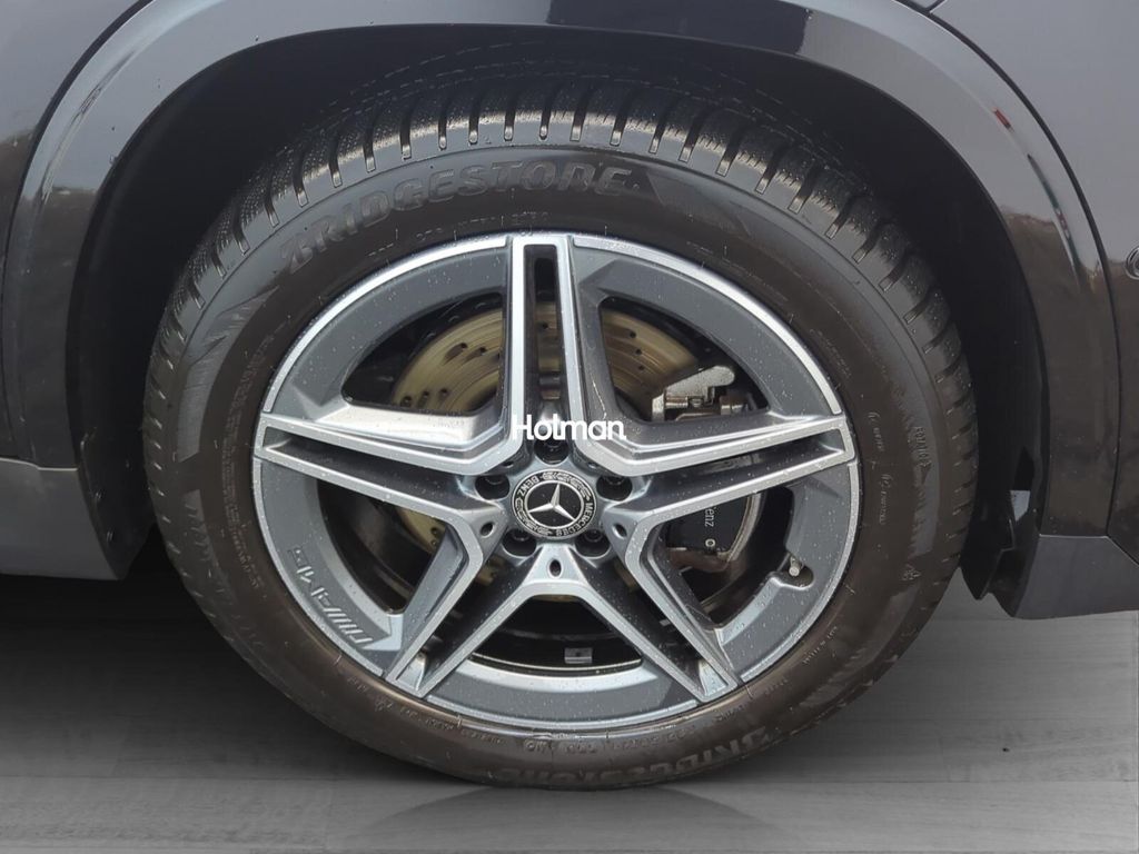 Mercedes-Benz GLA 200 2024