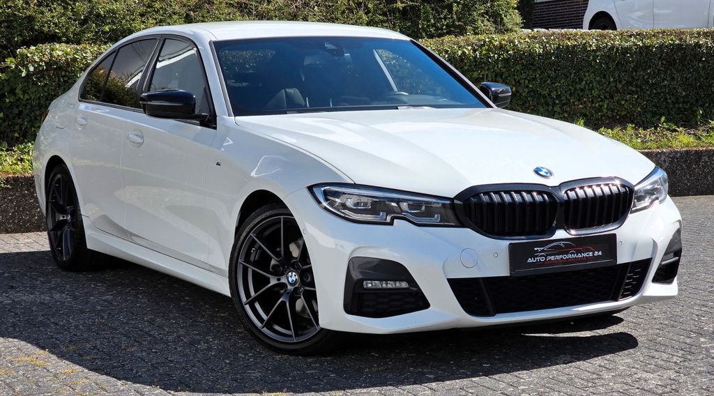BMW 320 2021