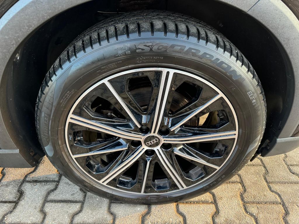 Audi Q4 e-tron 2022