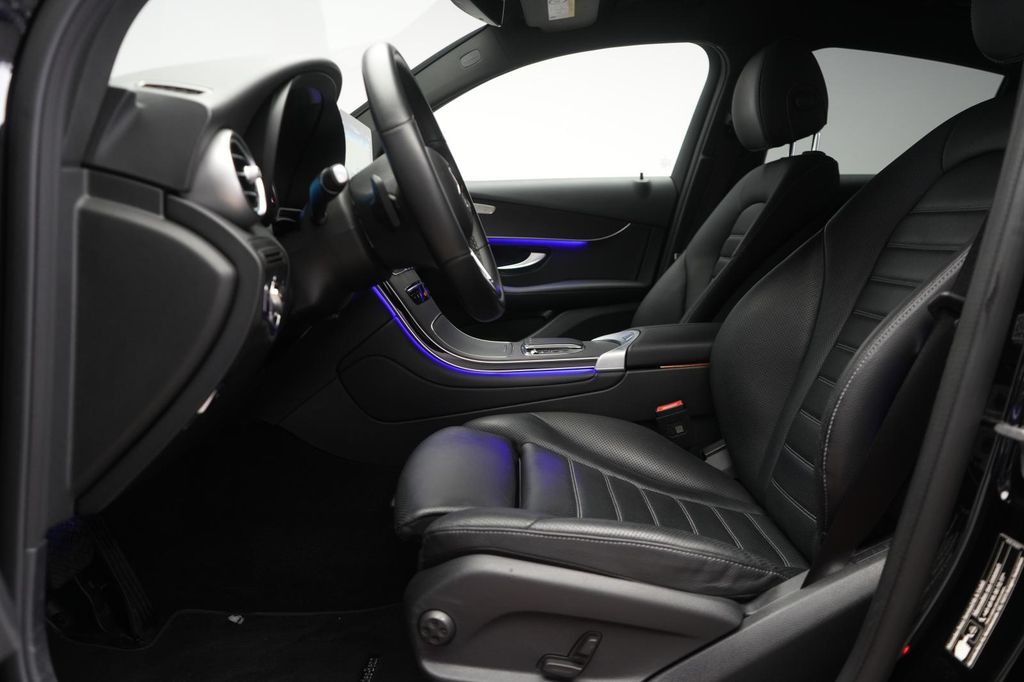 Mercedes-Benz GLC 300 2022