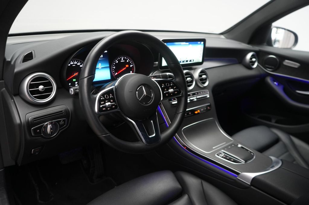 Mercedes-Benz GLC 300 2022