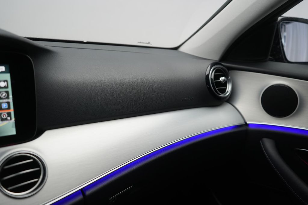 Mercedes-Benz E 300 2021