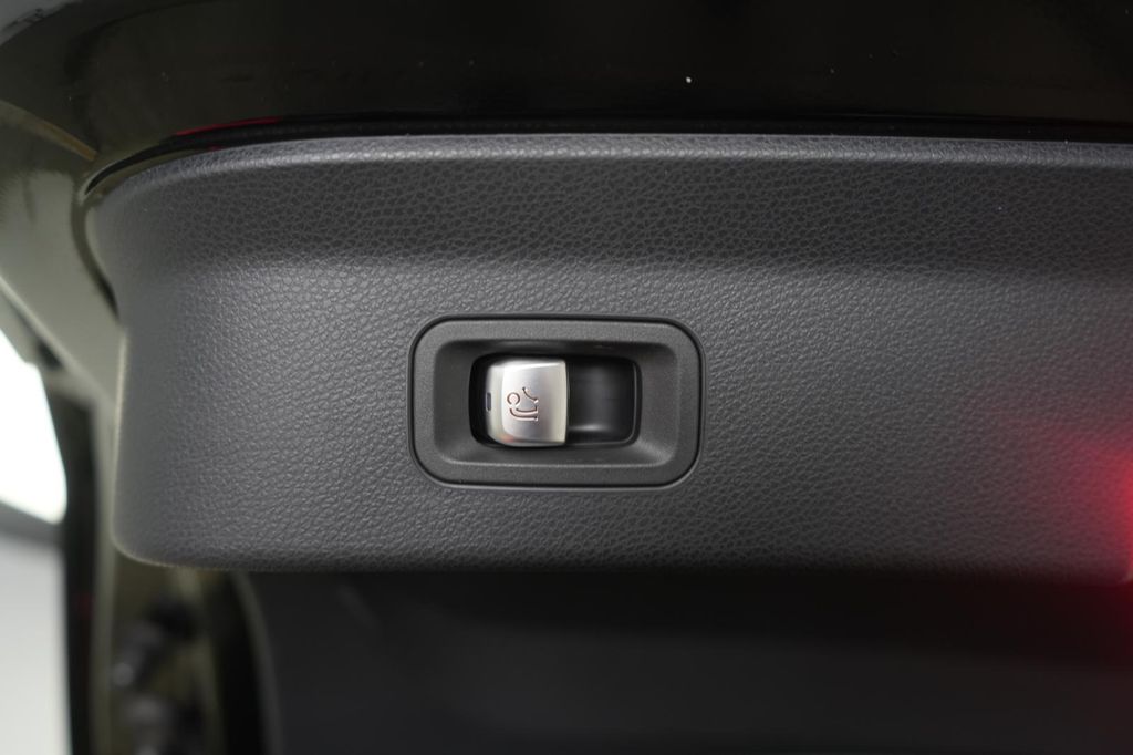 Mercedes-Benz GLC 300 2022