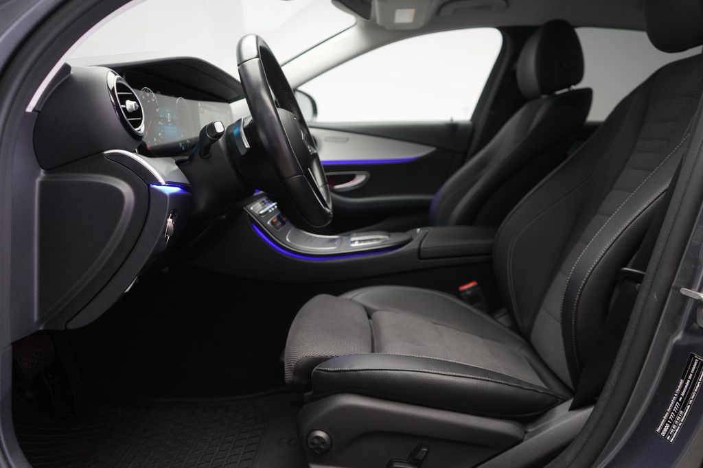 Mercedes-Benz E 300 2021