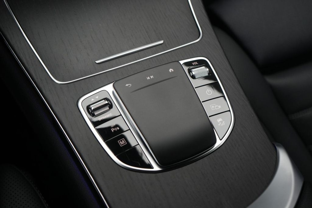 Mercedes-Benz GLC 300 2022