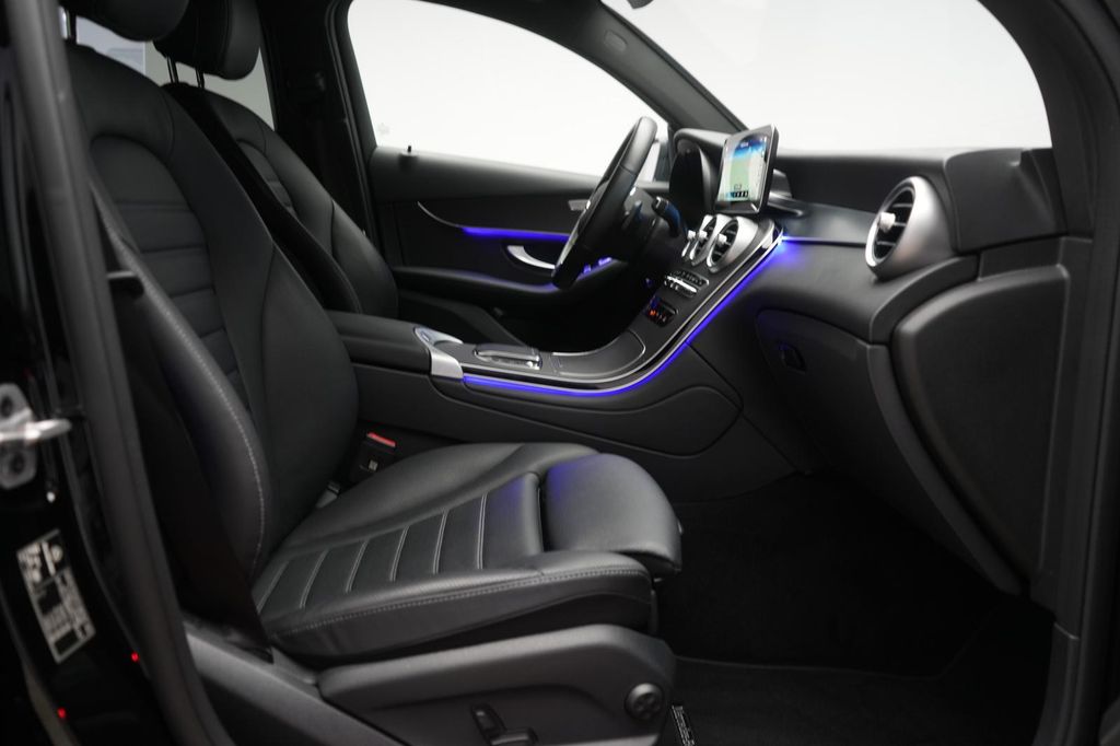 Mercedes-Benz GLC 300 2022