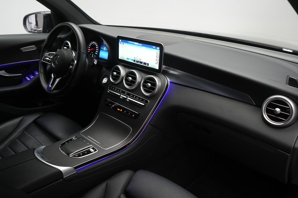 Mercedes-Benz GLC 300 2022