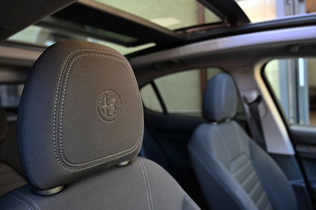 Alfa Romeo Stelvio 2021