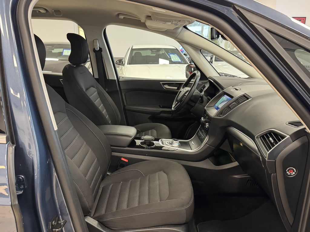Ford Galaxy 2023