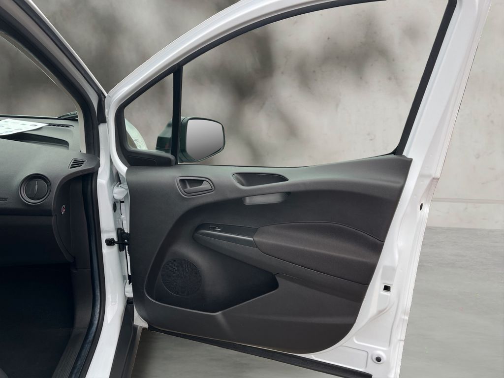 Ford Transit Courier 2020