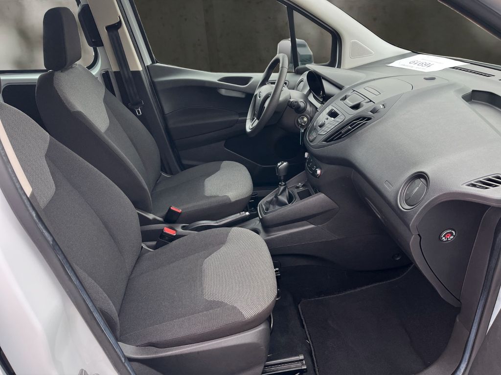 Ford Transit Courier 2020