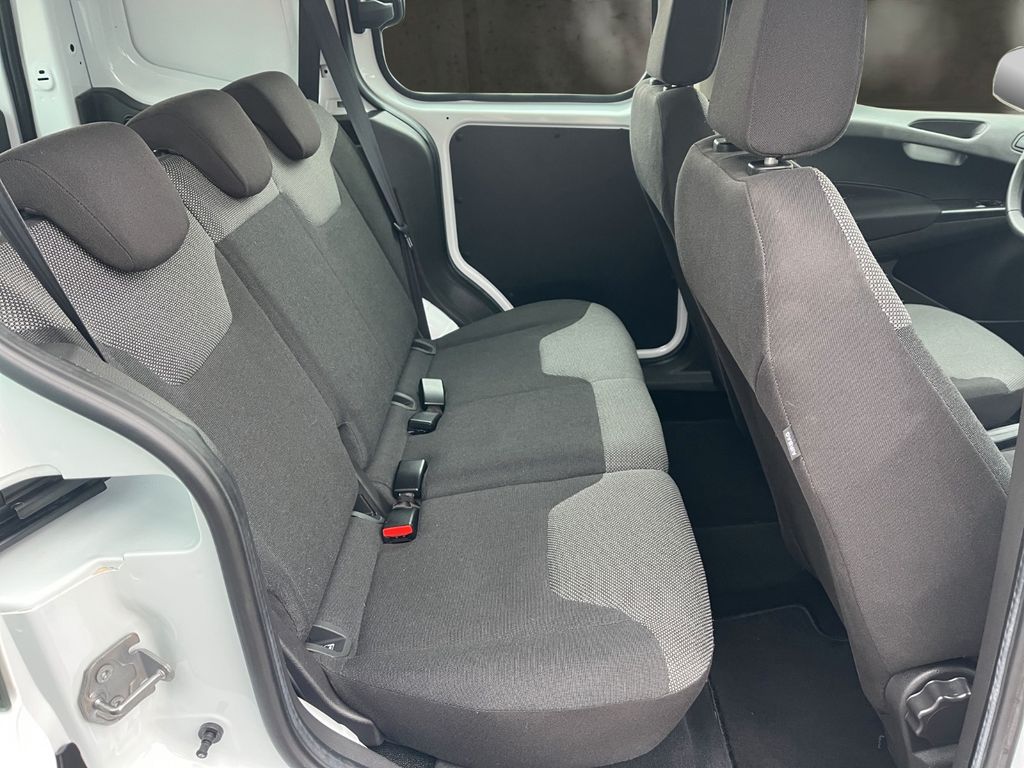 Ford Transit Courier 2020