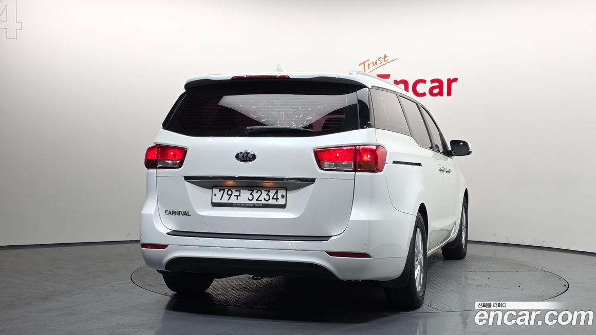 Kia Canival 2016