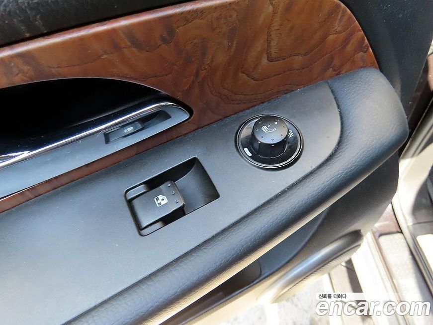 KG_Mobility_Ssangyong Rexton 2017