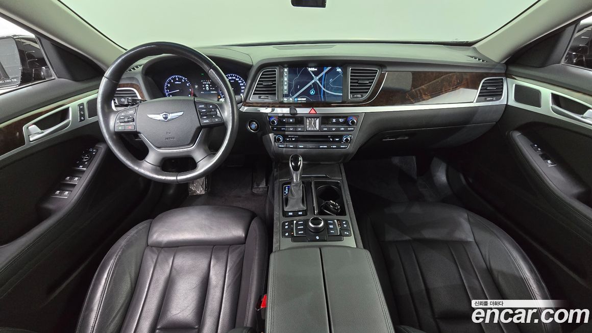 Hyundai Genesis 2015