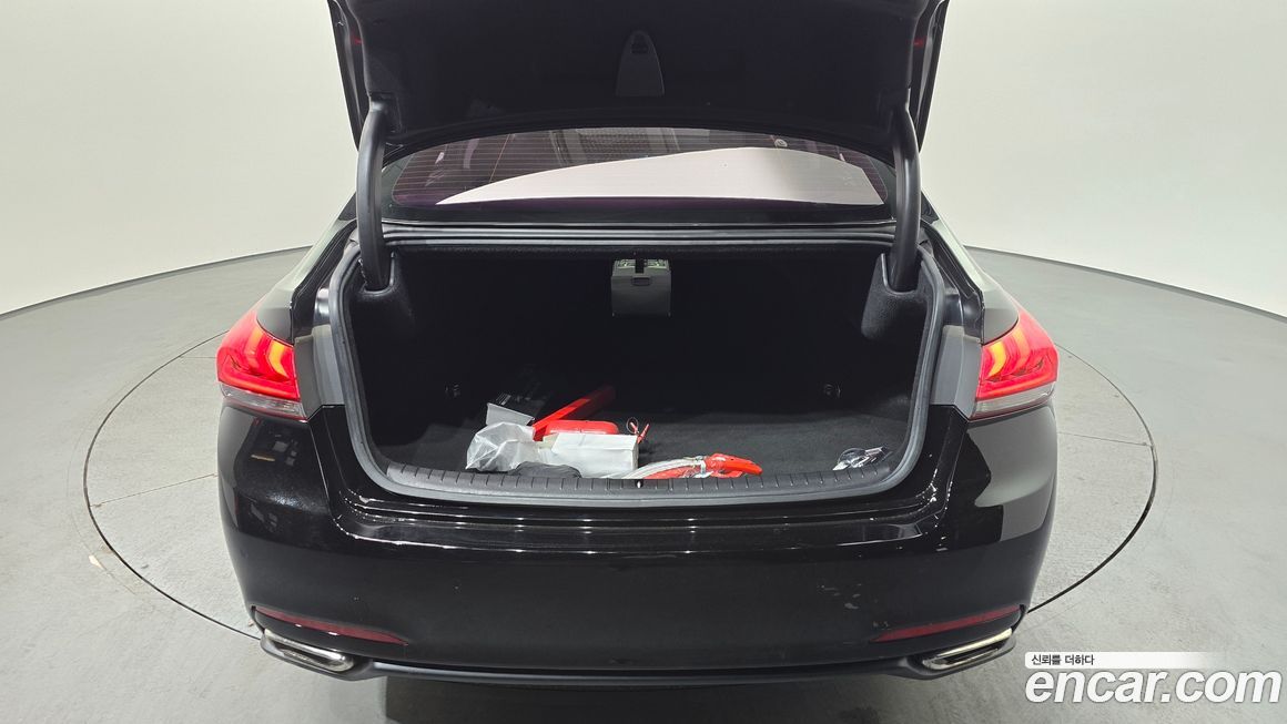 Hyundai Genesis 2015