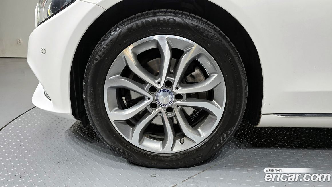 Mercedes-Benz C-Class 2016