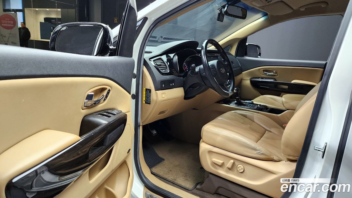 Kia Canival 2016