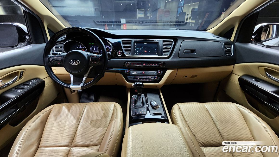 Kia Canival 2016