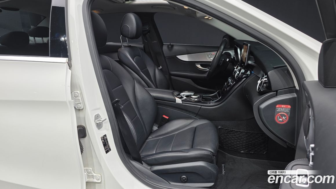 Mercedes-Benz C-Class 2016