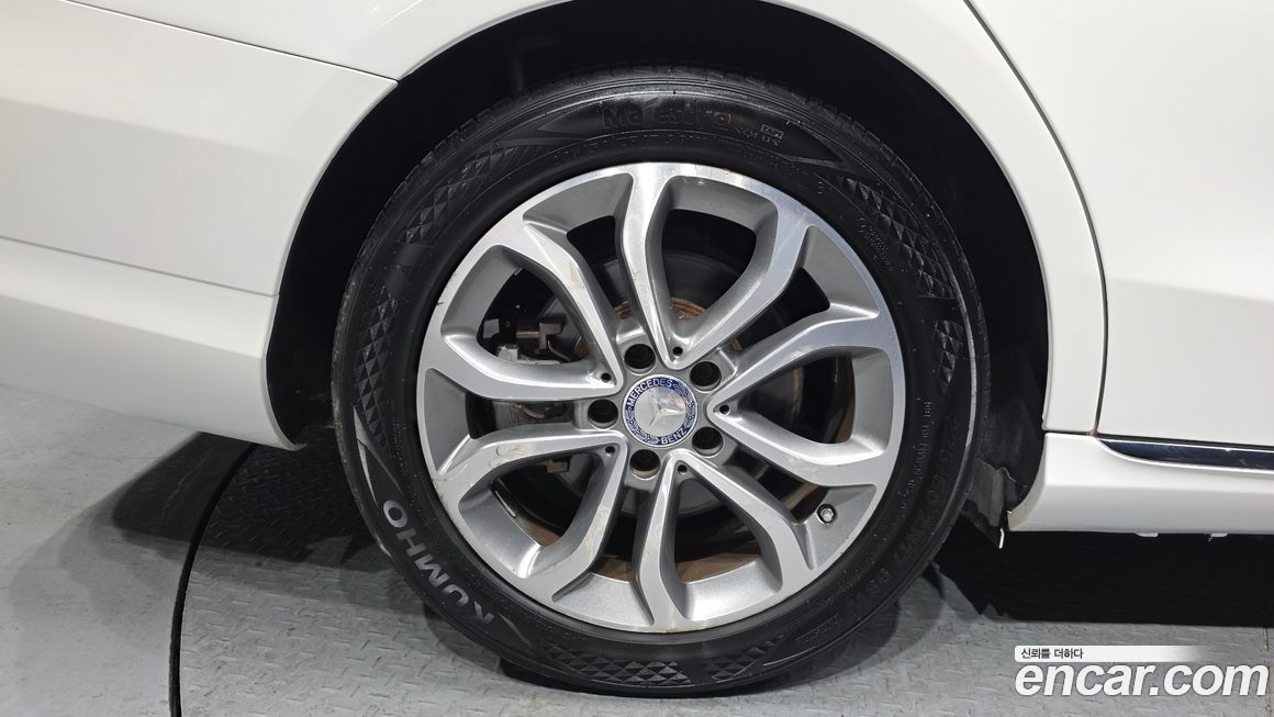 Mercedes-Benz C-Class 2016