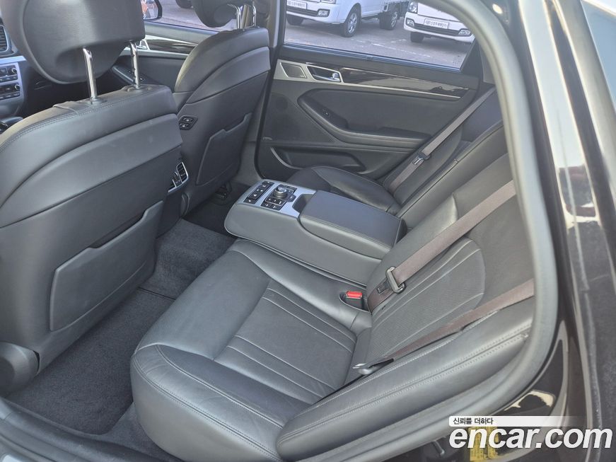 Genesis G80 2018