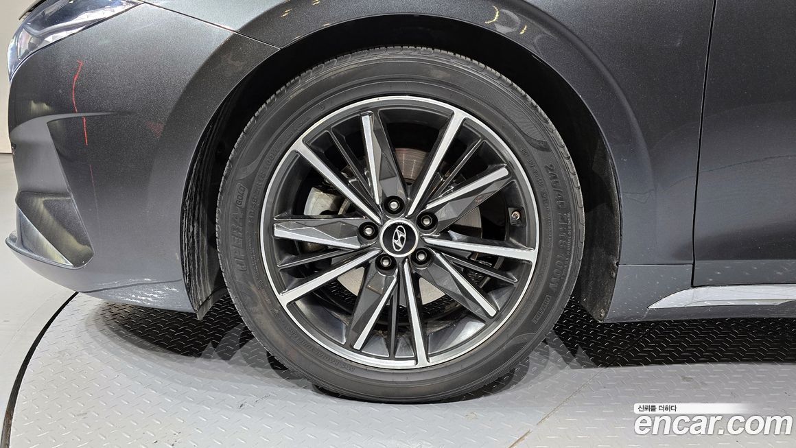 Hyundai Grandeur 2020