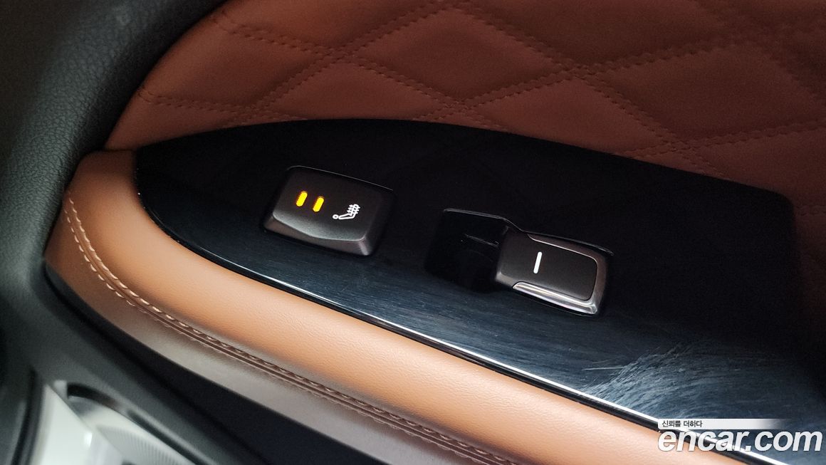 KG_Mobility_Ssangyong Rexton 2020