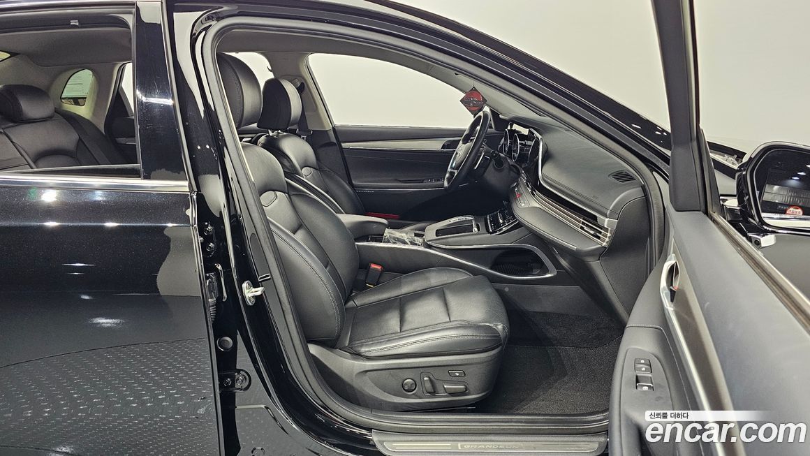 Hyundai Grandeur 2020