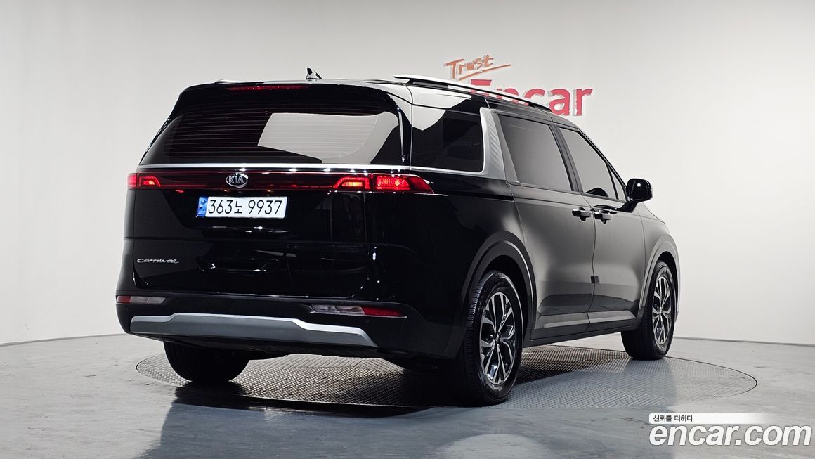 Kia Canival 2021