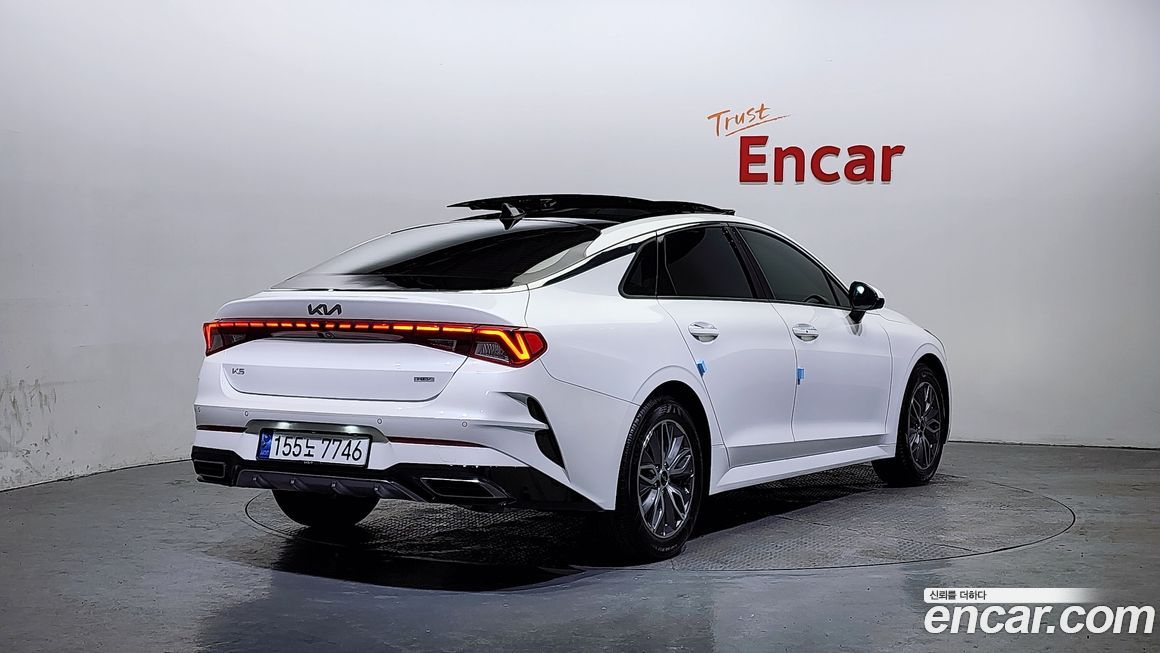 Kia K5 2023