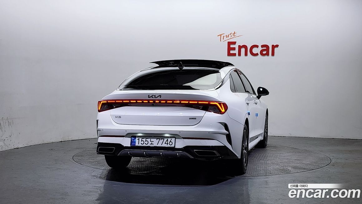 Kia K5 2023
