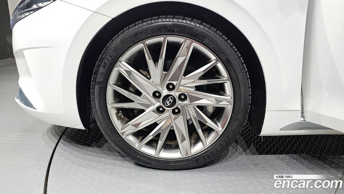 Hyundai Grandeur 2020