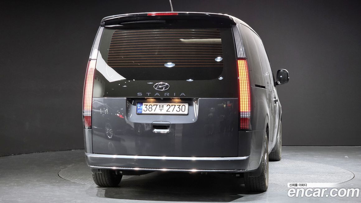 Hyundai Staria 2022