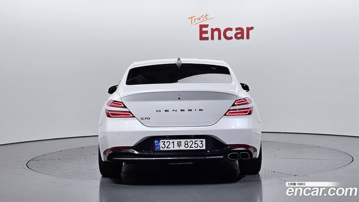 Genesis G70 2021