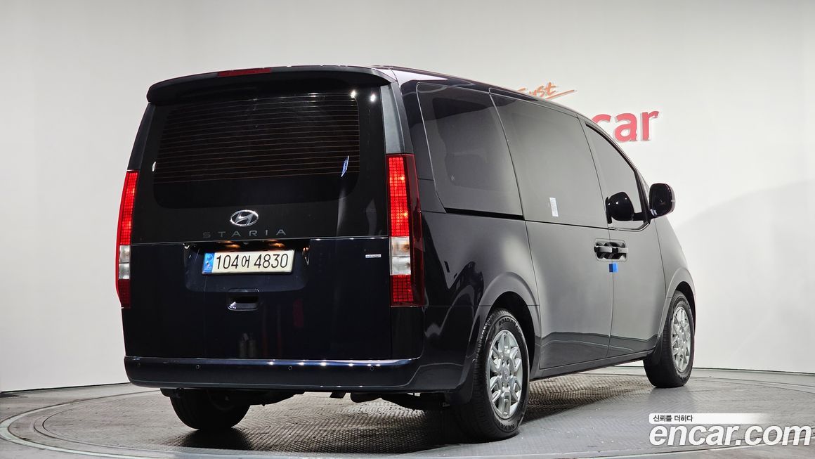 Hyundai Staria 2023