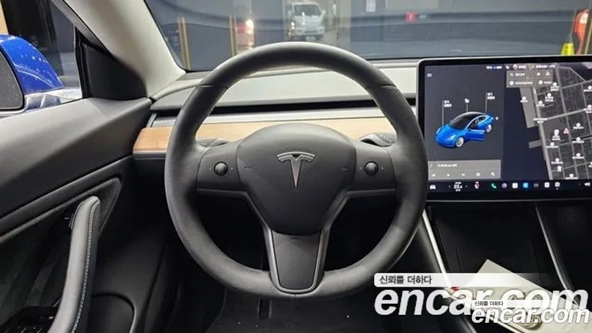 Tesla Model 3 2020
