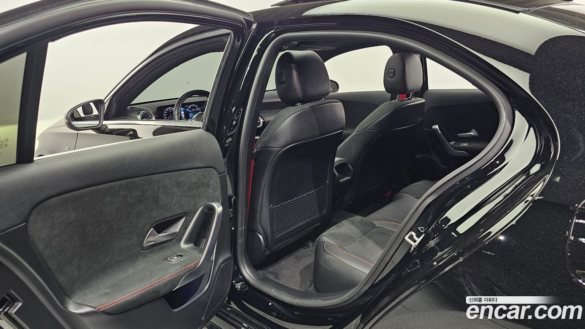 Mercedes-Benz A-Class 2021