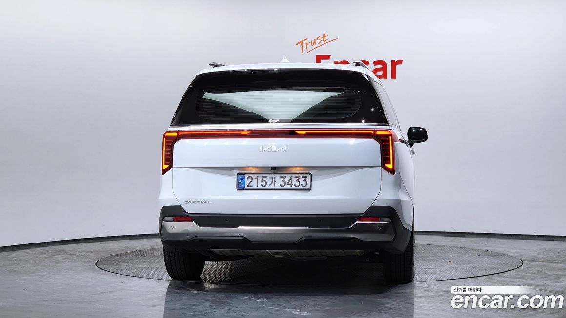 Kia Canival 2025
