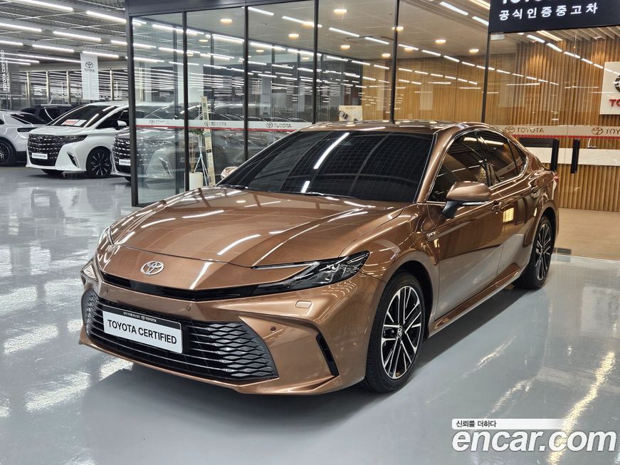Toyota Camry 2025